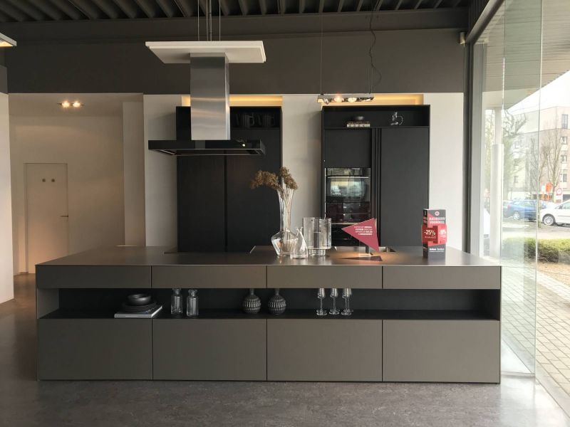 ¿Cómo combina el color del mueble de cocina con la puerta? Consejos para combinar el color de los muebles y la puerta.